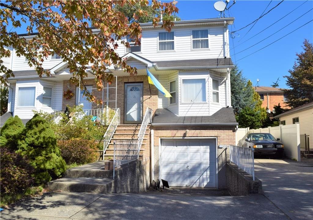 29 Piave Ave, Staten Island, NY 10305 House Rental in Staten Island