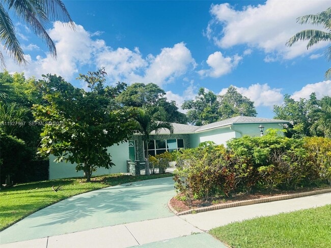 Foto del edificio - 850 SW 50th Terrace