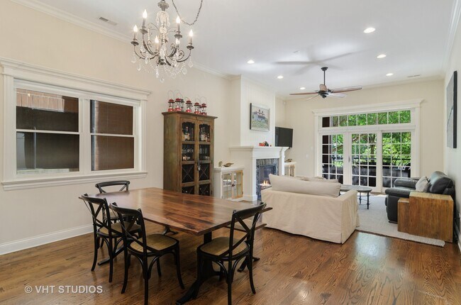 Foto del edificio - 106 S Sangamon St