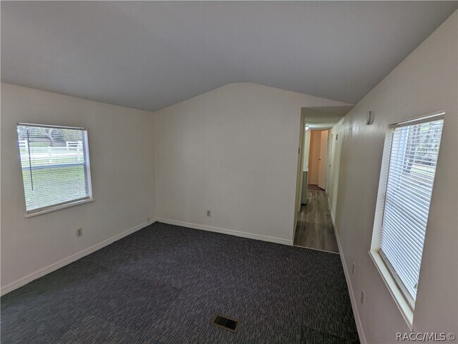 Building Photo - 7090 N Palmer Way