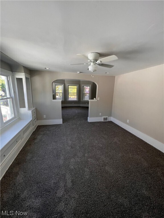 Building Photo - 3692 E 147th St