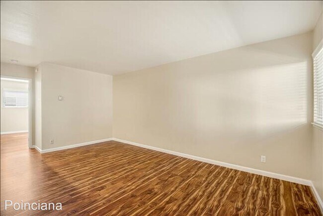 Foto del edificio - 3716-3726 Poinciana Dr