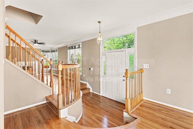 Foto del edificio - 6251 Windham Hill Run