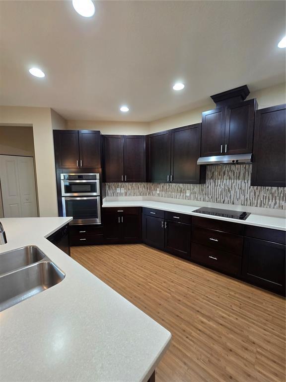 Foto del edificio - 10169 Winding River Rd