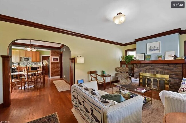 Building Photo - 1366 W 73rd St