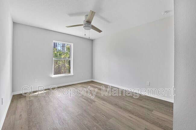 Building Photo - 43 Pony Express Dr