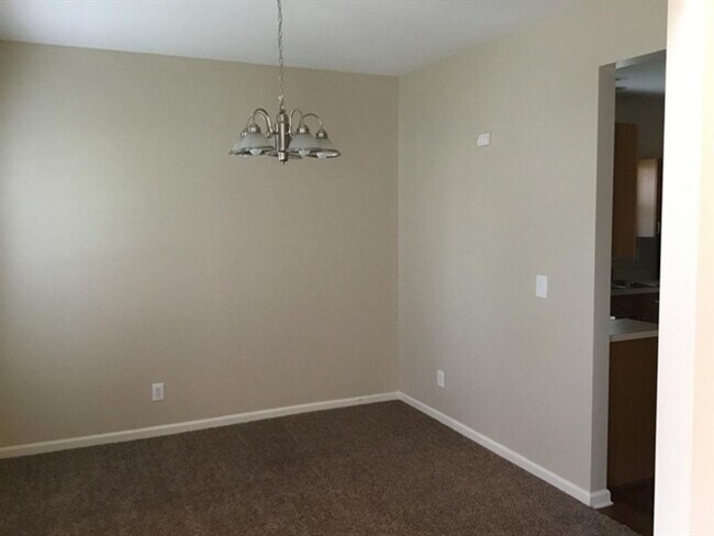 Building Photo - 71402 Hawk Roost Ct