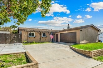 Building Photo - 1623 Ocala Ave