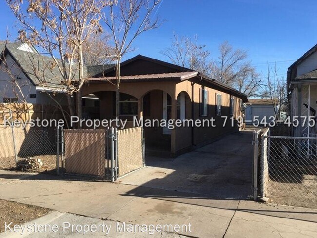 Building Photo - 2 br, 1 bath House - 1234 Pine Street