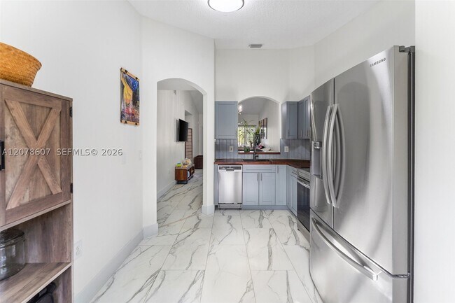 Foto del edificio - 2140 NW 78th Ave