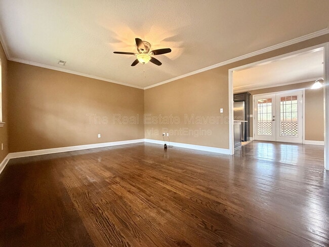 Foto del edificio - 1160 Greens Rd