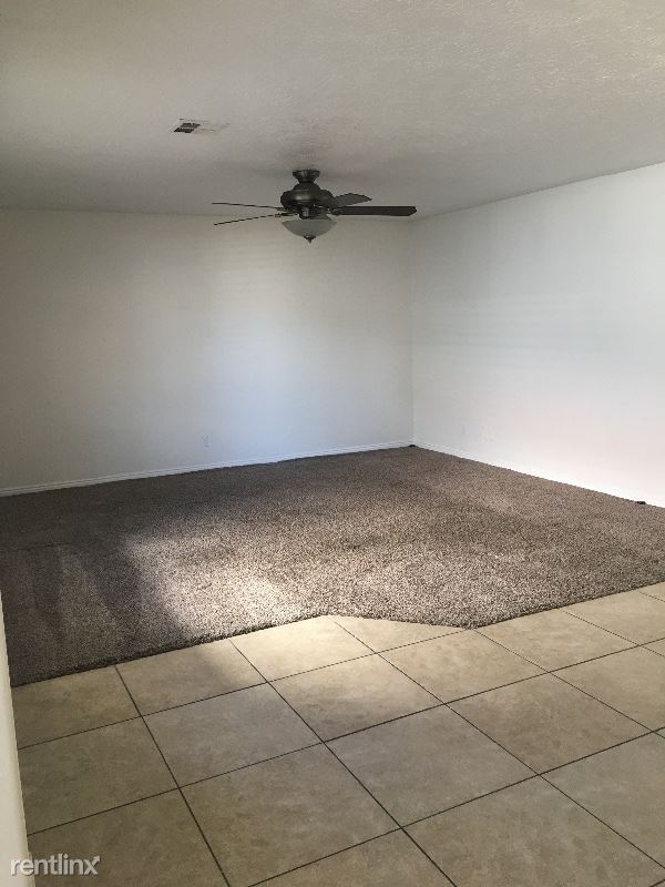 Foto del edificio - 1301 S Indian Hills Dr