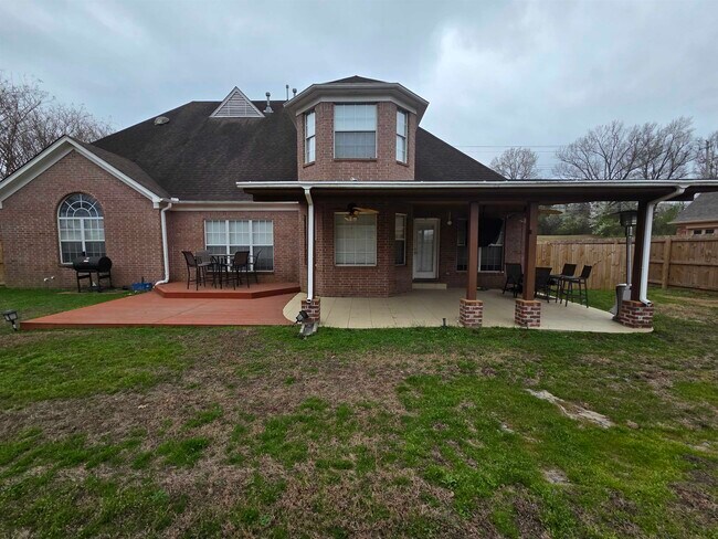 Building Photo - 8156 Old Brownsville Rd