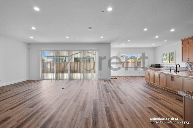 Building Photo - 166 Cider Cir