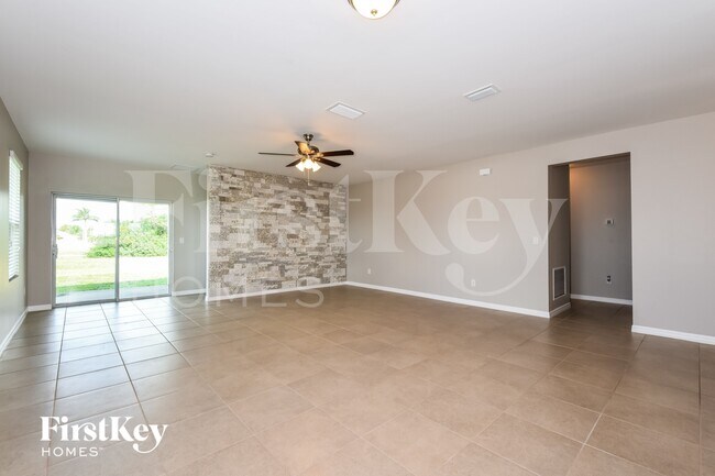 Foto del edificio - 2235 NW 6th Terrace