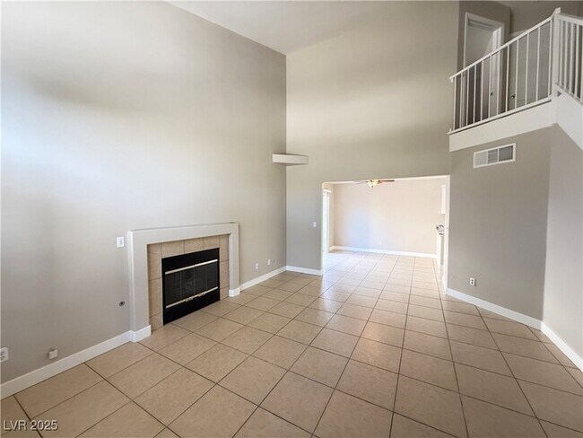 Building Photo - 1624 Box Step Drive Unit