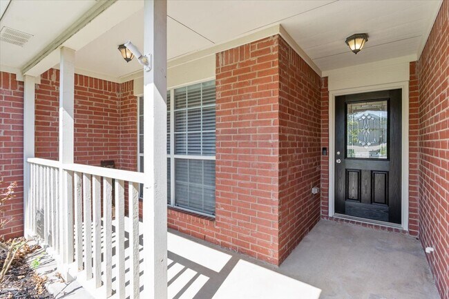 Foto del edificio - 4524 Canyon Ridge Dr