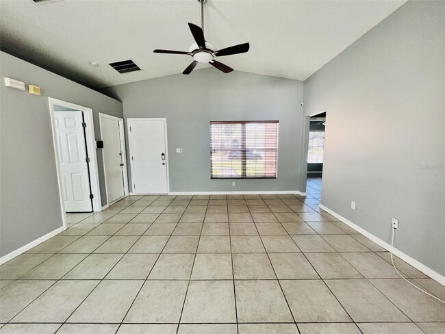 Building Photo - 3207 Koval Ct
