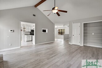 Building Photo - 208 Miner Dr