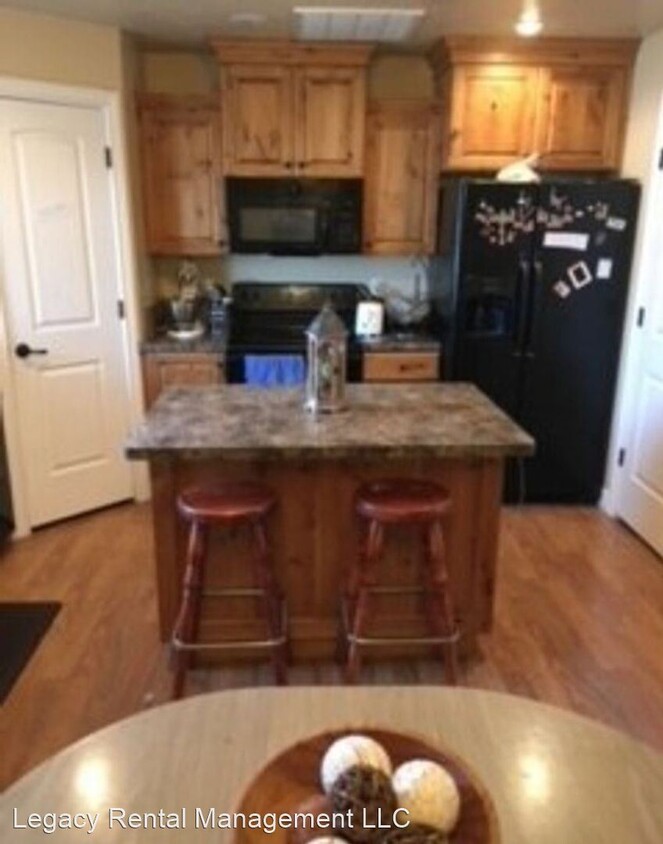 Foto principal - 3 br, 1.5 bath House - 415 Sunflower