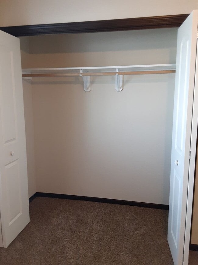 Building Photo - Modern Comfort: Discover Our 2-Bedroom 2-Bath Apartment Gem