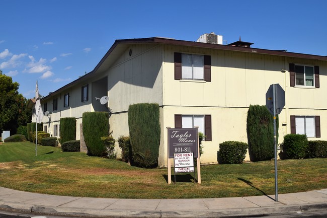 Building Photo - Taylor Manor Apartments