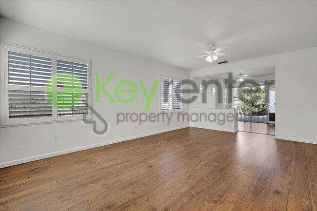 Building Photo - 2532 Woodacre Ln