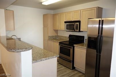 Building Photo - 5055 W Hacienda Ave