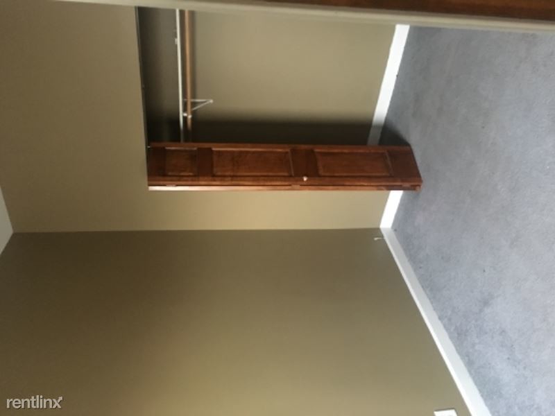 Foto principal - 454 E Bowen Ave
