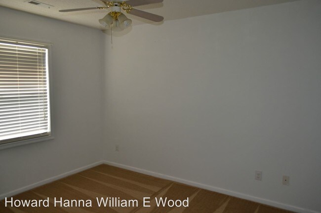 Building Photo - 124 Summerfield St
