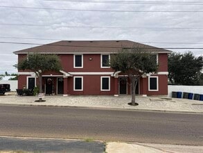Building Photo - 2801 S Bartlett Ave
