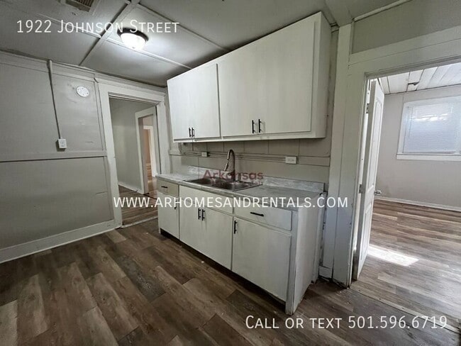 Foto del edificio - 1922 Johnson St