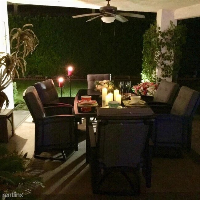 Building Photo - 3 br, 2.5 bath House - 46711 Via Paraiso