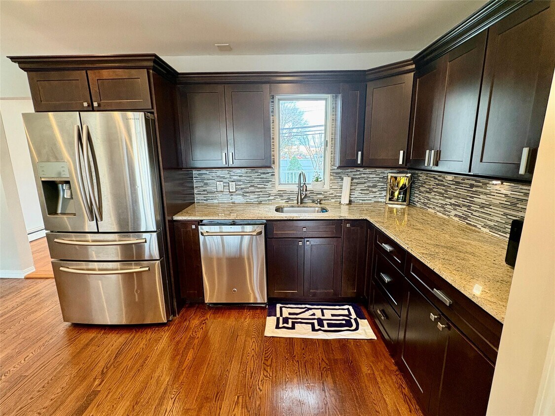 Foto principal - 32 Garnet Ln