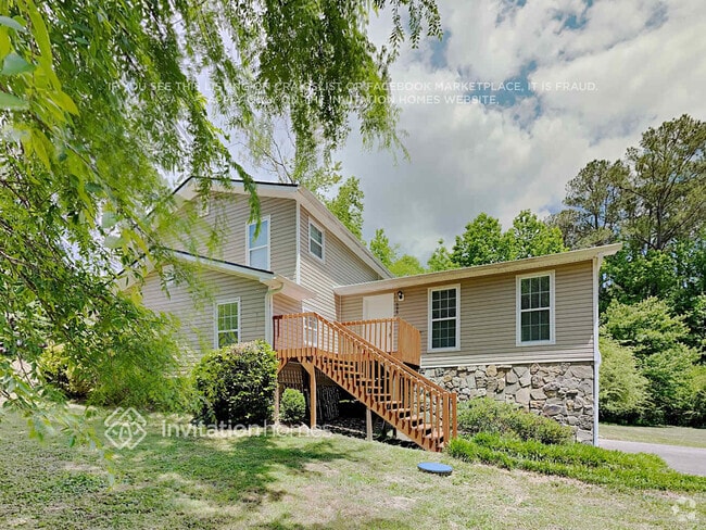 Building Photo - 595 Rivercrest Dr