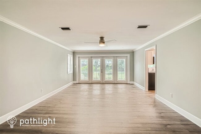 Building Photo - 1175 E Hibiscus Drive