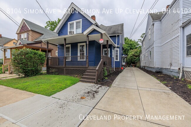 Building Photo - Three Bedroom Cleveland Unit