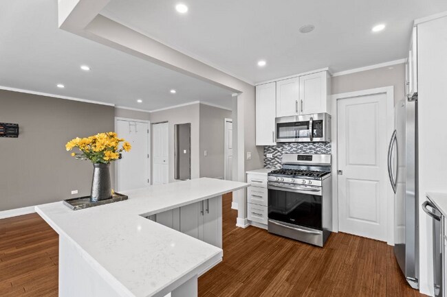 Foto del edificio - 327 Wildberry Ct