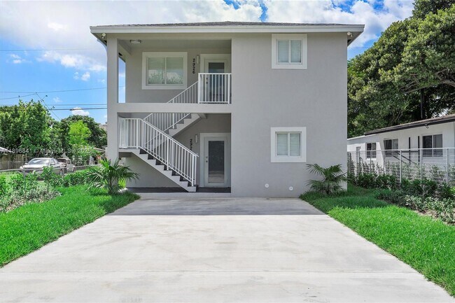 Foto del edificio - 2924 NW 58th St