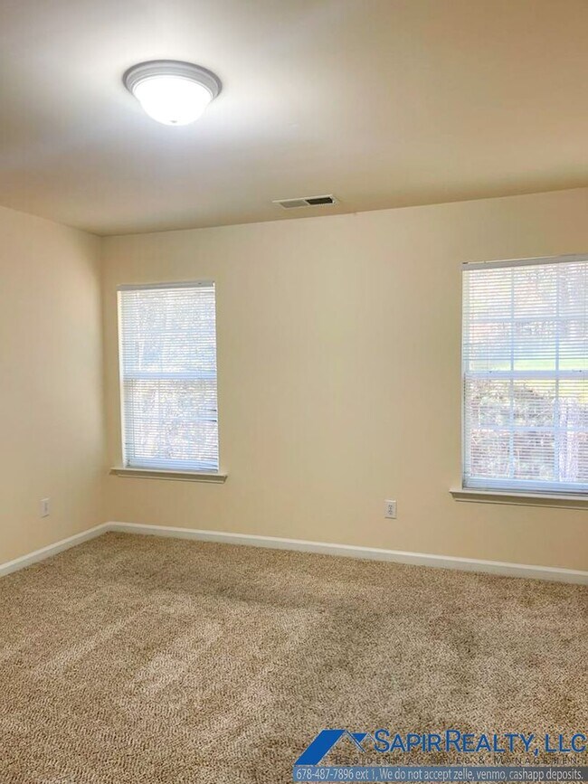 Foto del edificio - 641 Providence Pl SW