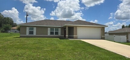 Building Photo - 2228 SW 156th Loop