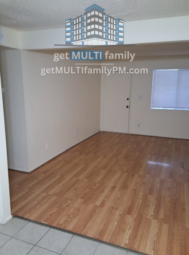 Foto del edificio - Bright & Cozy 1-Bedroom in Phoenix – Your ...