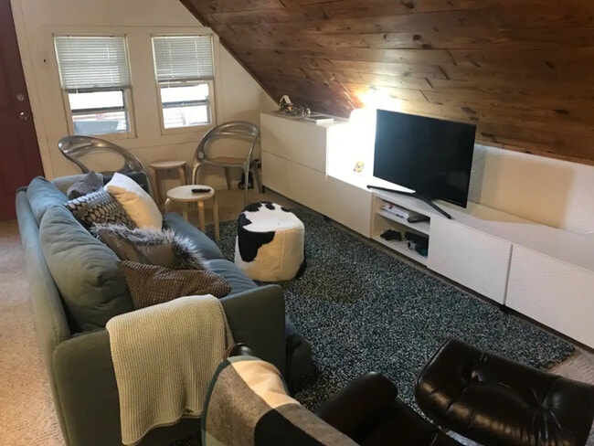 Photo - 750 Galax Cir House