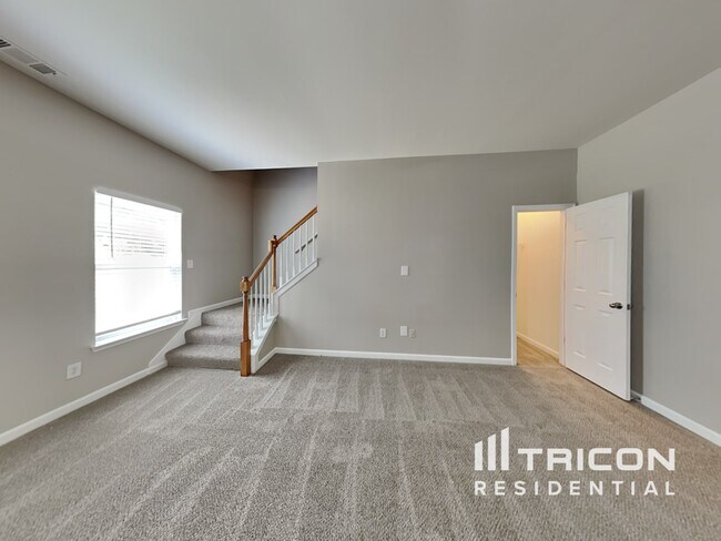 Foto del edificio - 3131 Berthas Overlook