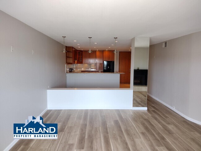 Foto del edificio - 3560 First Ave.