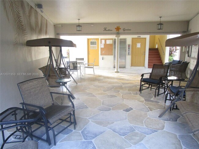 Foto del edificio - 5111 W Oakland Park Blvd