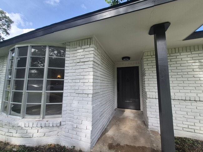 Foto del edificio - 10603 Hillcroft Ave