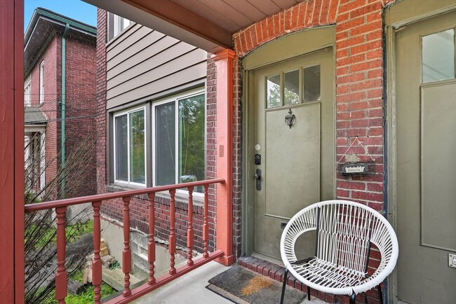 Photo - 6656-6656 Woodwell St Apartment