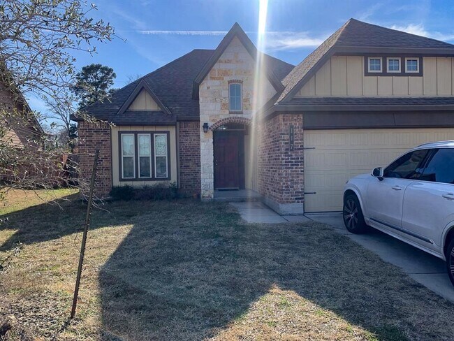Building Photo - 117 Green Haven Dr