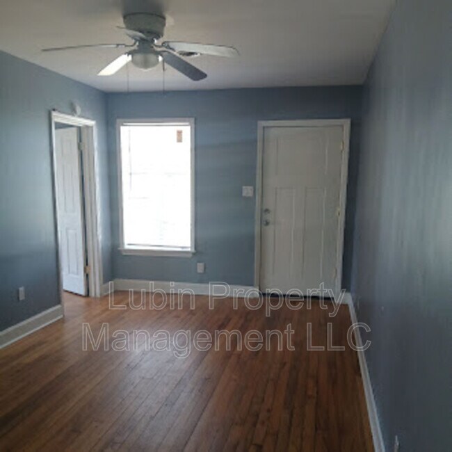 Foto del edificio - 3203 Crump Ave